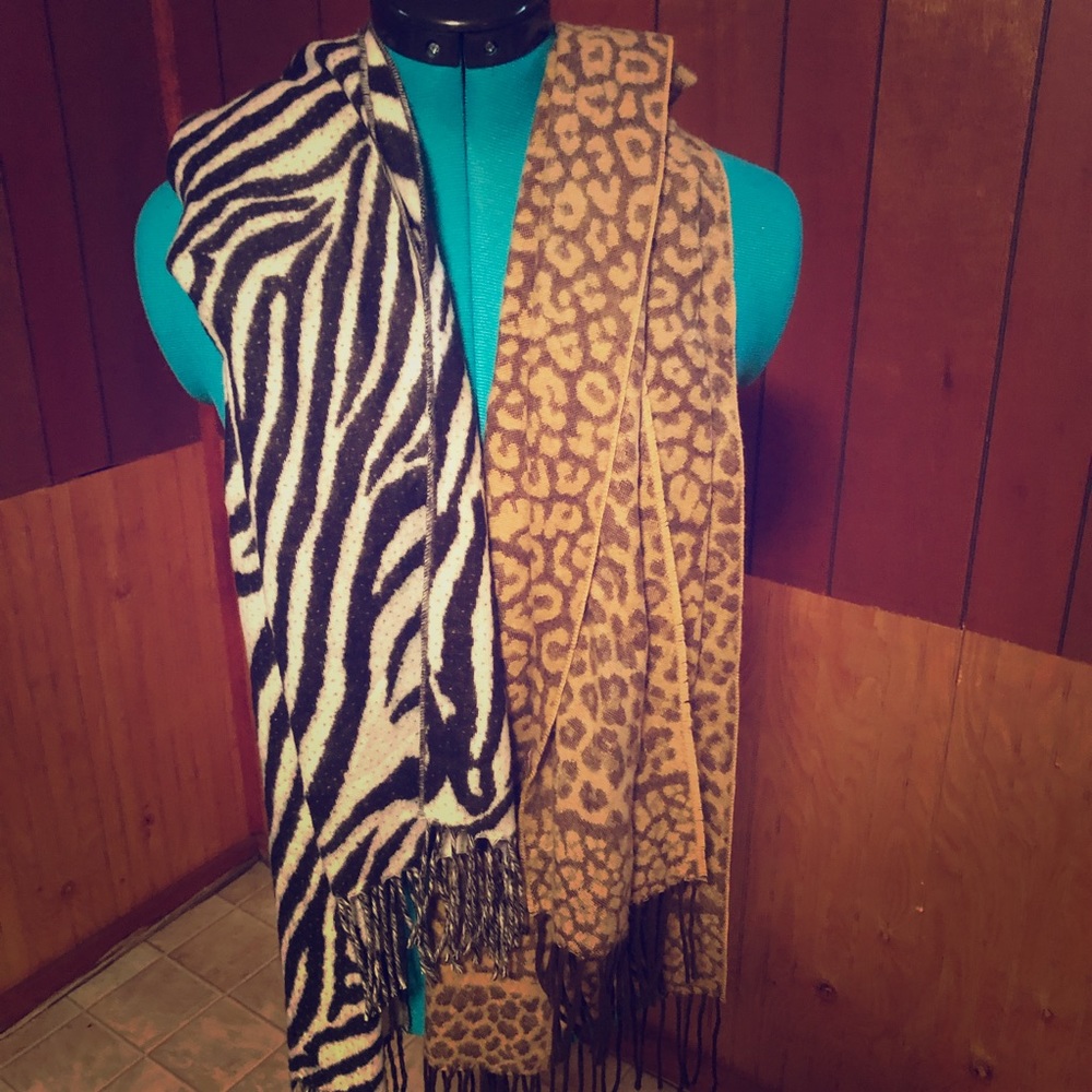 🌟Bundle of 2 scarves! 🌟